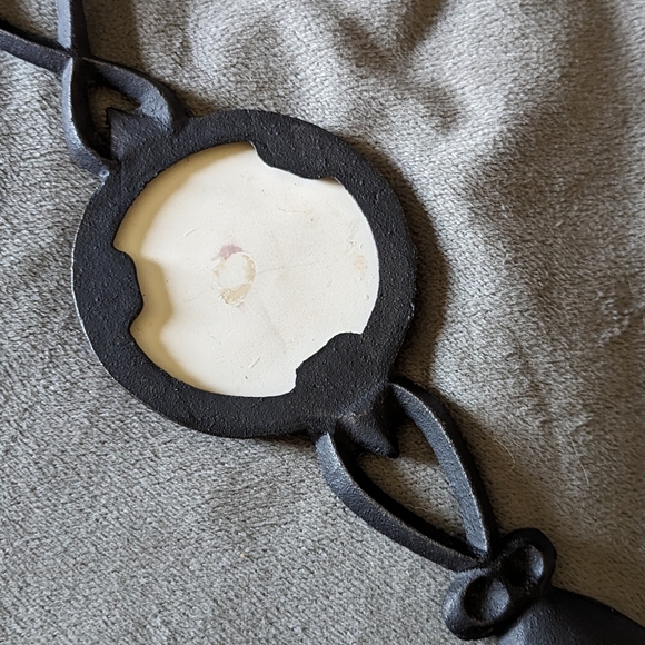 Vintage Price Imports Iron Trivet / Hot Plate...Japan Heavy Spoon Shaped - Picture 4 of 5